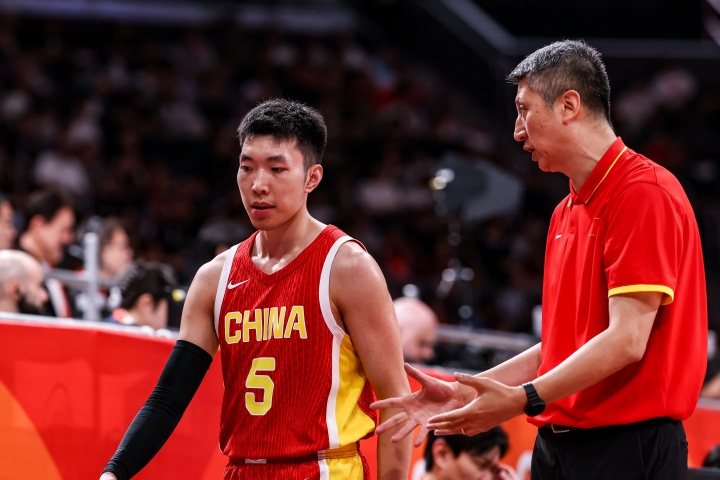 媒体人：中国篮协也该沉下心来尊重竞技规律、规避急功近利了